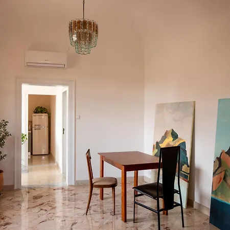 Lupo Appartement *